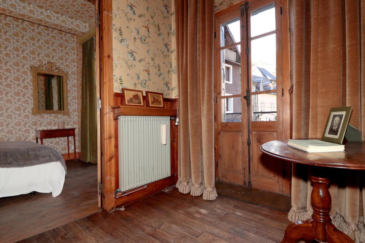 Casa Passeg Dera Libertat 8 Villa Vielha Bagian luar foto